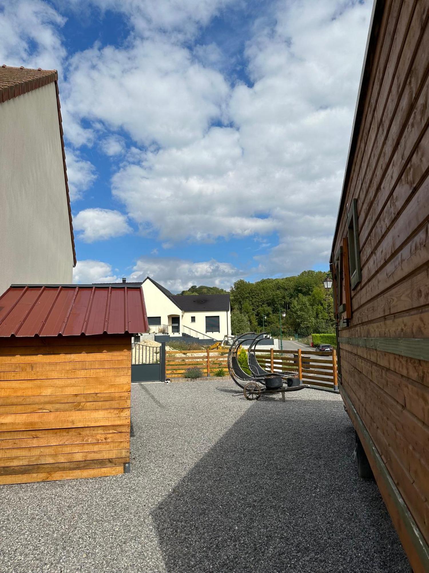 Fleury-la-Riviere Chez Celia, Roulotte En Champagneヴィラ エクステリア 写真